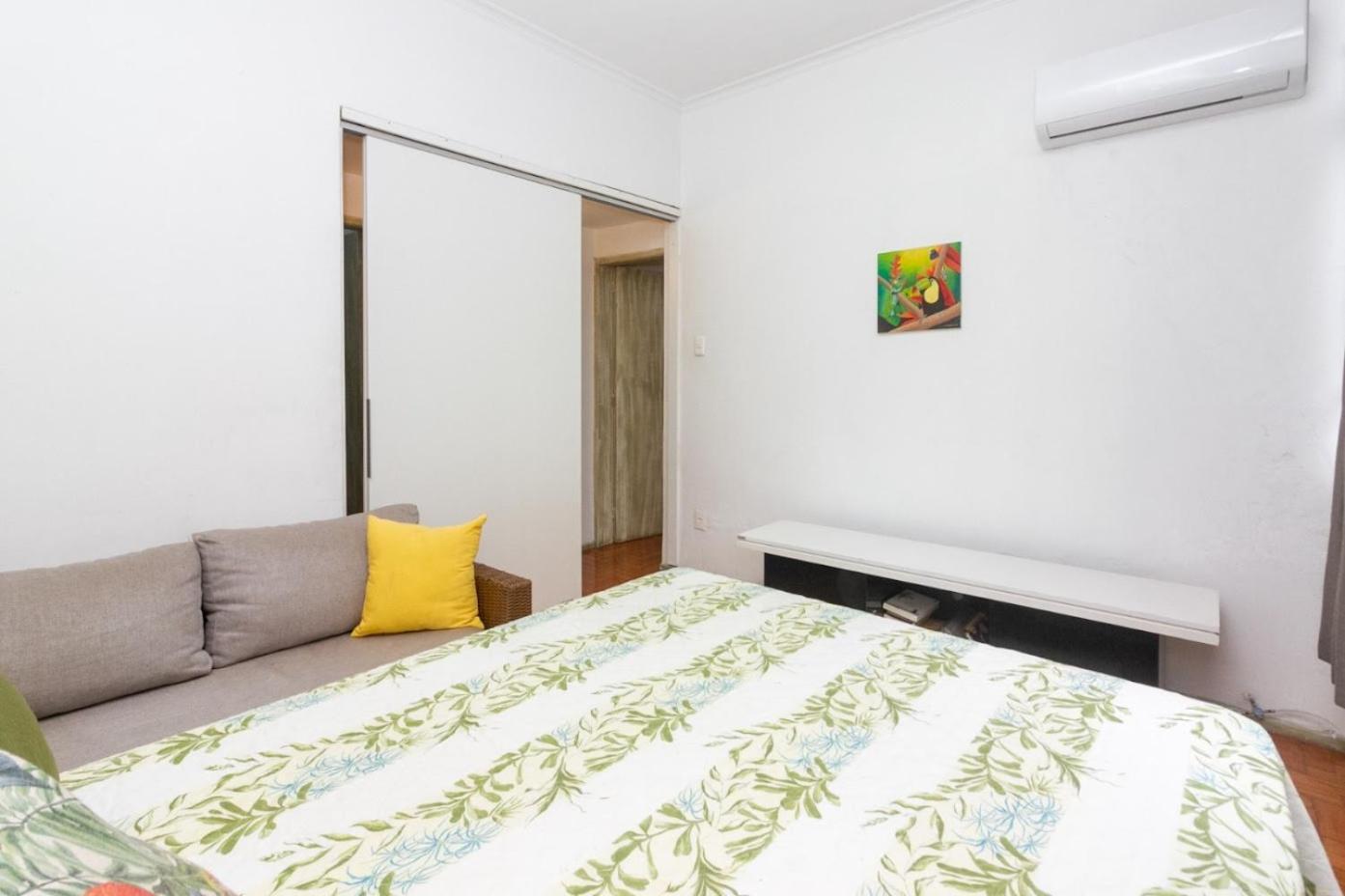 Espacoso Na De Copacabana Apartment *
